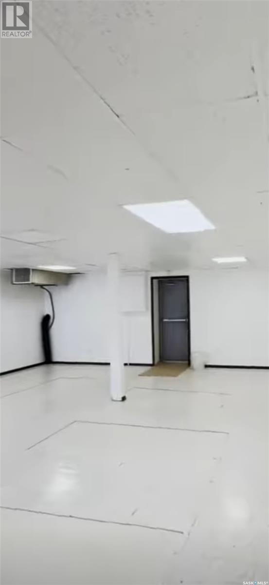 221 20th Street W, Saskatoon, Saskatchewan  S7M 0W8 - Photo 6 - SK004848