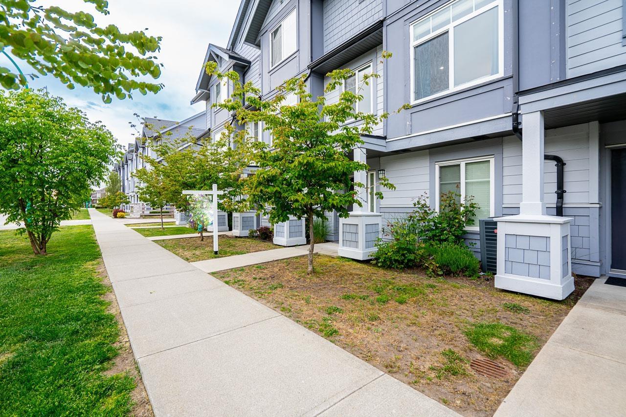 47 19239 70 Ave Avenue, Surrey, British Columbia  V4N 6S8 - Photo 5 - R2998591