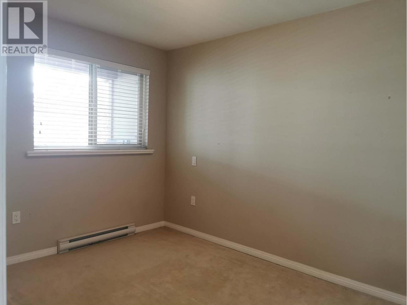 Listing Picture 9 of 18 : 307 5000 IMPERIAL STREET, Burnaby / 本拿比 - 魯藝地產 Yvonne Lu Group - MLS Medallion Club Member