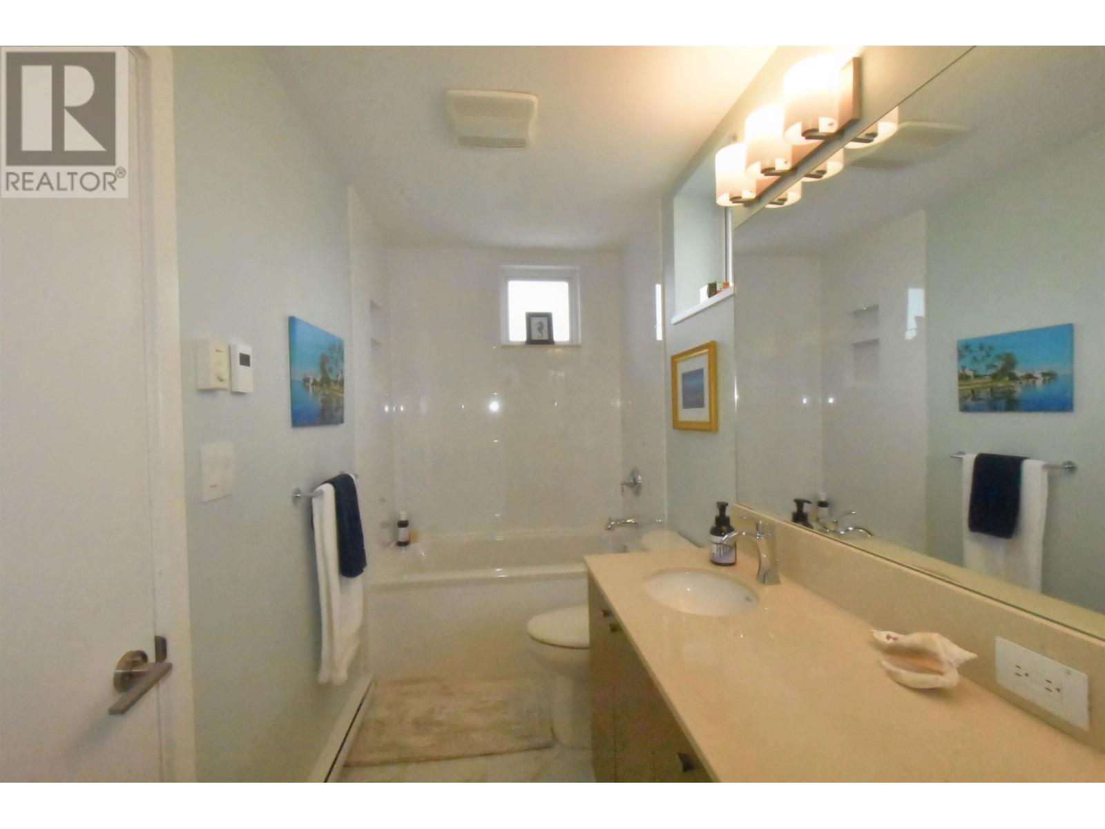 5978 Beachgate Lane, Sechelt, British Columbia  V7Z 0S2 - Photo 21 - R2999691