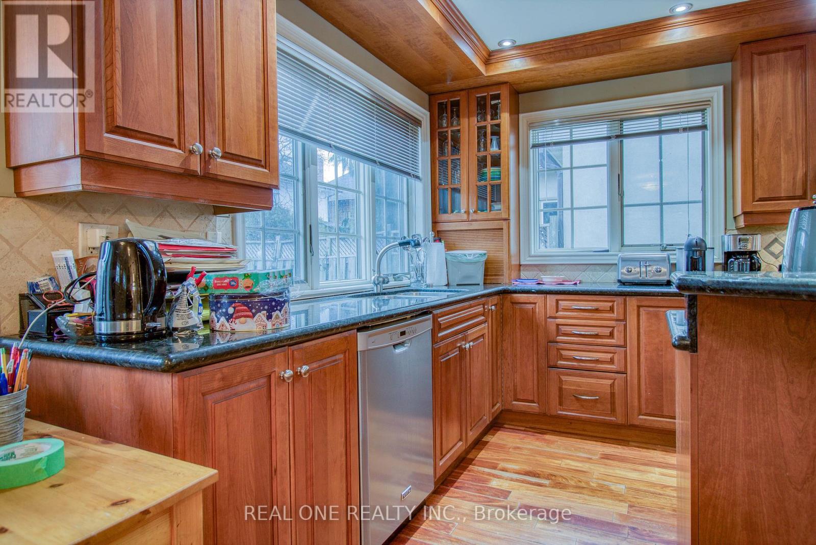 129 Imperial Street, Toronto, Ontario  M5P 1C7 - Photo 10 - C12132593