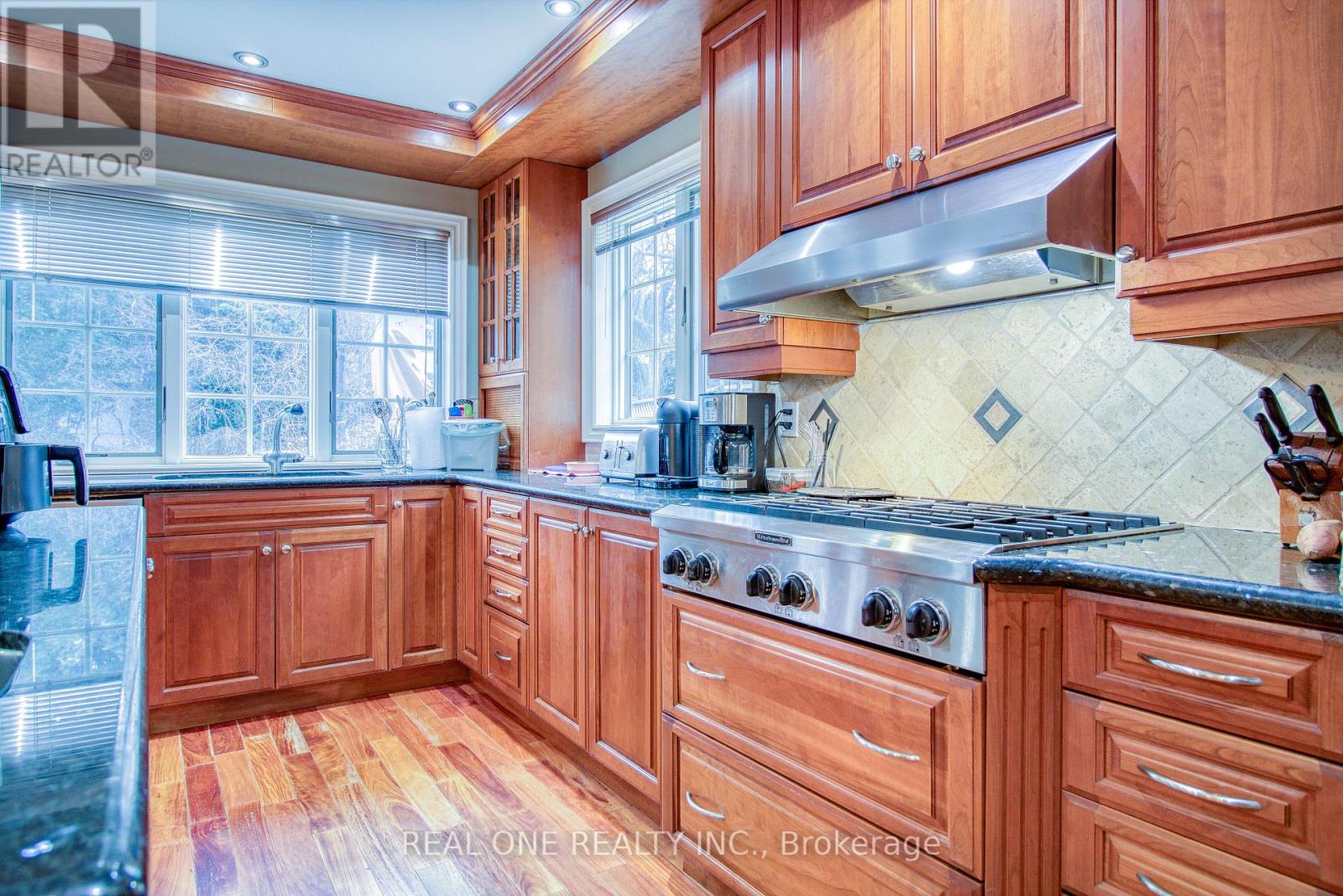 129 Imperial Street, Toronto, Ontario  M5P 1C7 - Photo 11 - C12132593