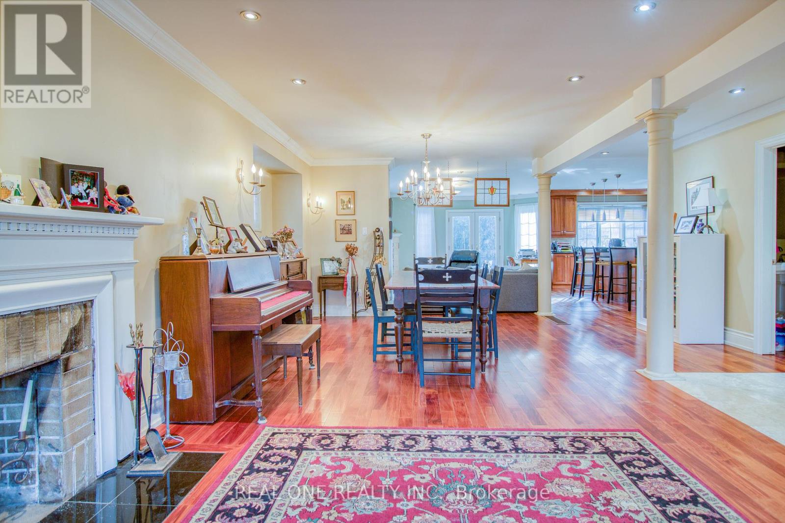 129 Imperial Street, Toronto, Ontario  M5P 1C7 - Photo 3 - C12132593