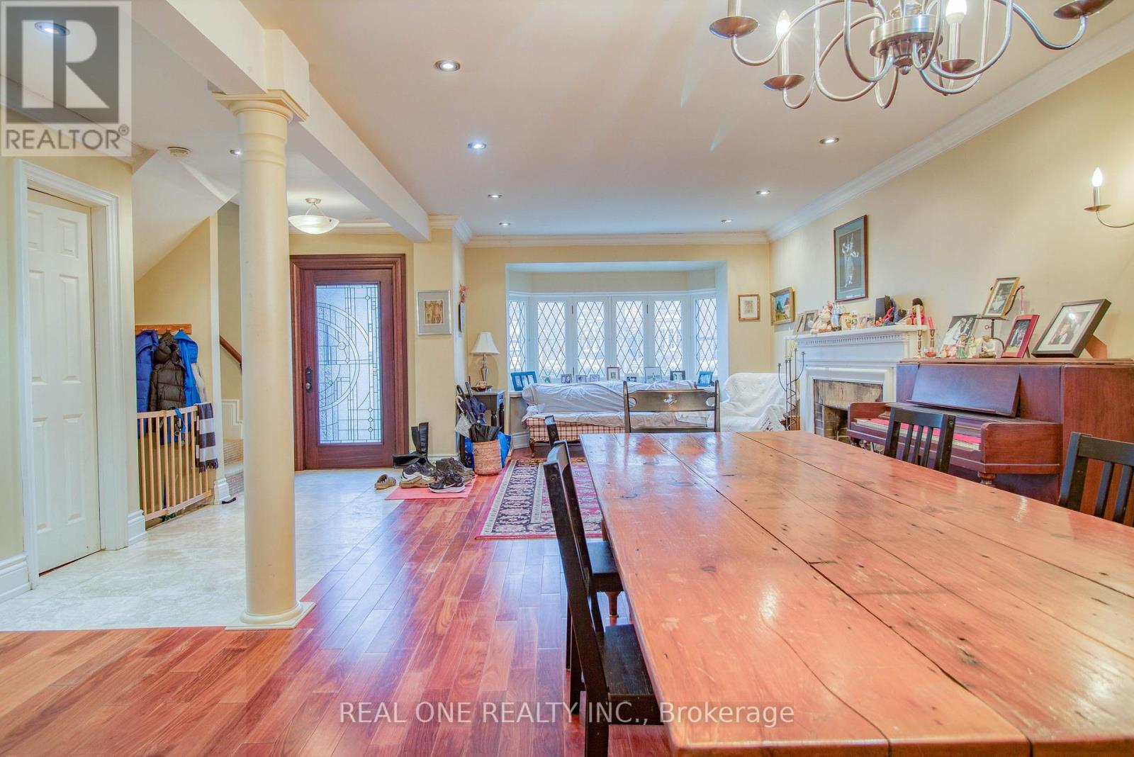 Property at 129 IMPERIAL STREET image 5