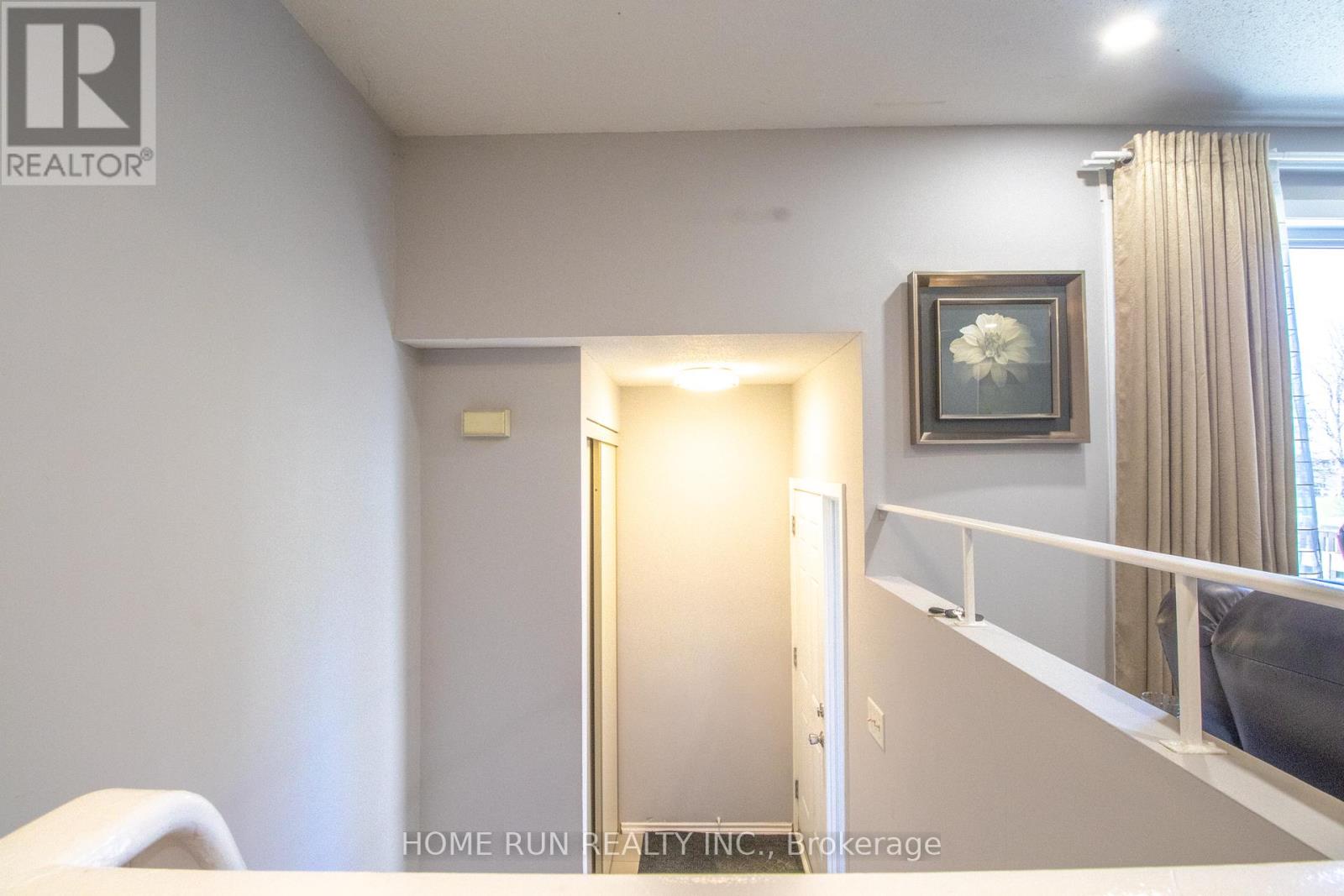 22 - 2610 Draper Avenue, Ottawa, Ontario  K2H 8X8 - Photo 4 - X12132590