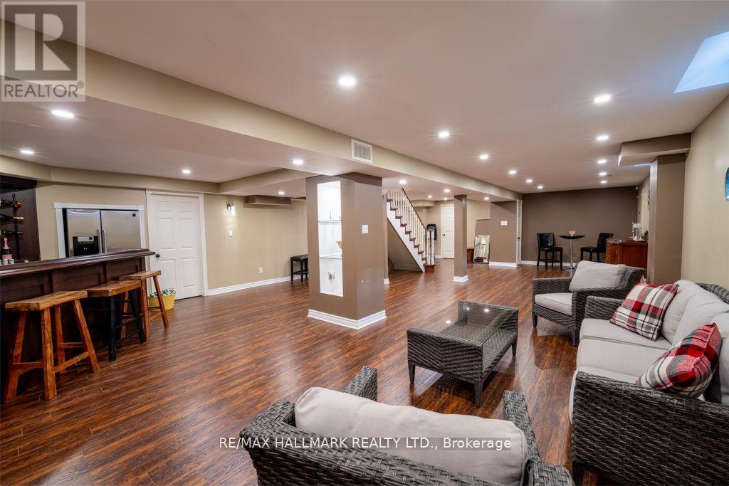 59 Oatlands Crescent, Richmond Hill (Mill Pond), Ontario  L4C 9P2 - Photo 24 - N12132577