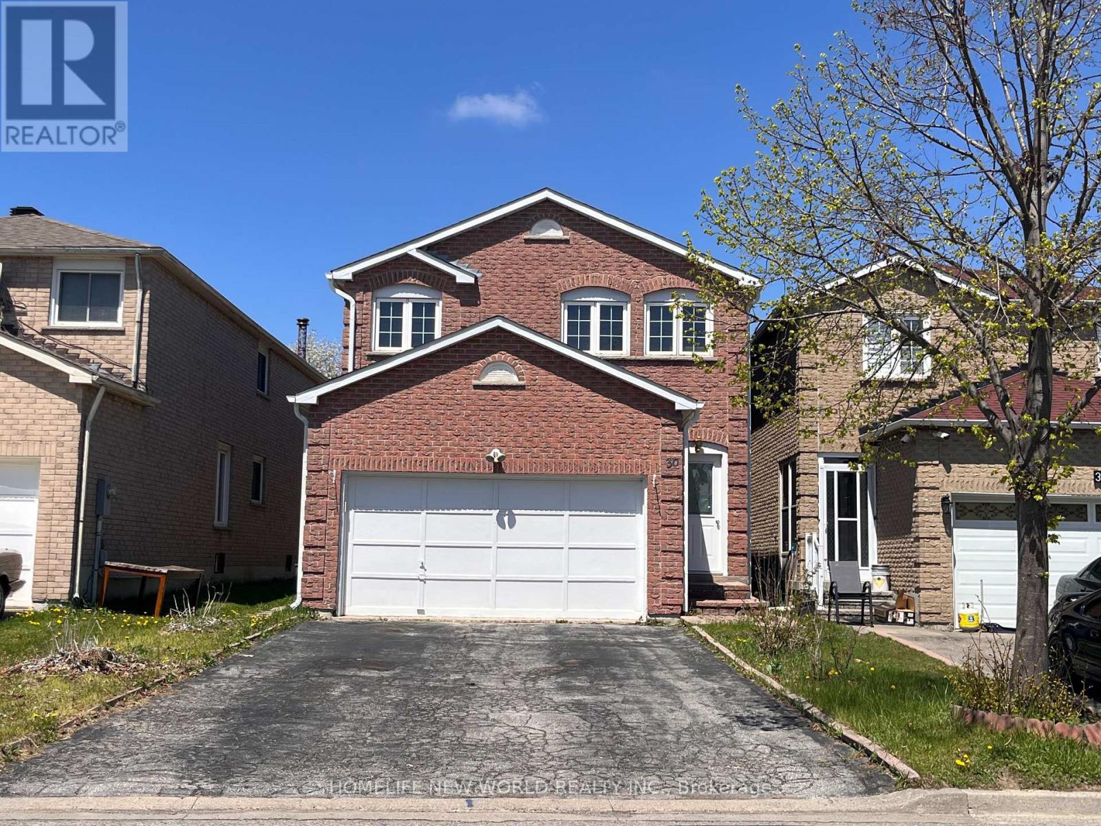 Property at 30 WILLIAM HONEY CRESCENT image 1