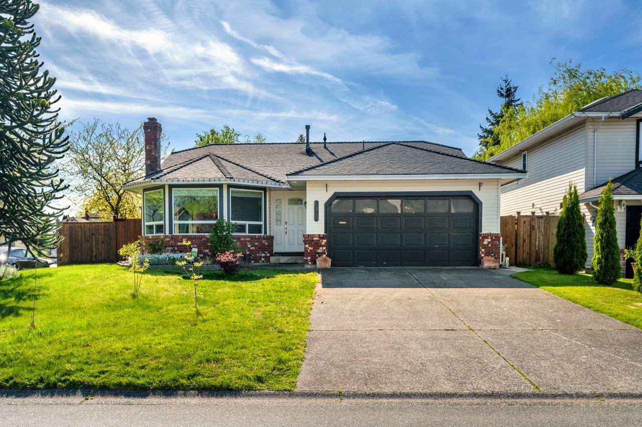 Property at 6059 187 STREET image 1