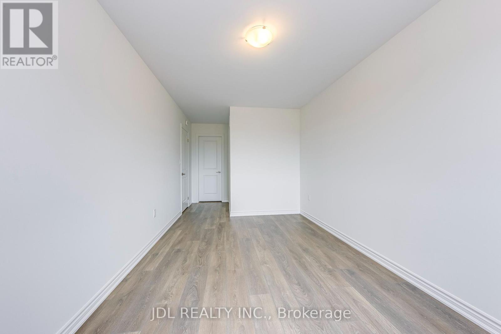 3036 Robert Lamb Boulevard, Oakville, Ontario  L6H 7H5 - Photo 21 - W12132597