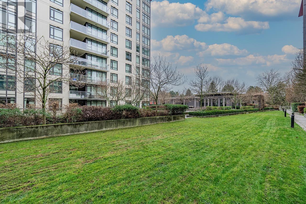 Listing Picture 30 of 38 : TH8 7338 GOLLNER AVENUE, Richmond / 烈治文 - 魯藝地產 Yvonne Lu Group - MLS Medallion Club Member