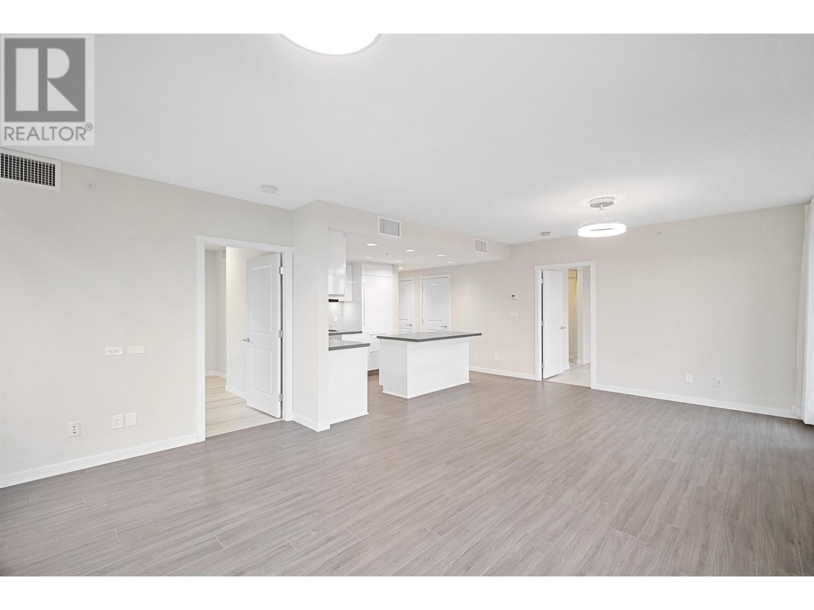 Listing Picture 15 of 40 : 907 7368 GOLLNER AVENUE, Richmond / 烈治文 - 魯藝地產 Yvonne Lu Group - MLS Medallion Club Member