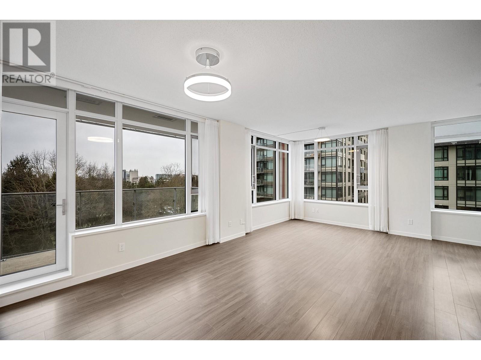 Listing Picture 13 of 40 : 907 7368 GOLLNER AVENUE, Richmond / 烈治文 - 魯藝地產 Yvonne Lu Group - MLS Medallion Club Member