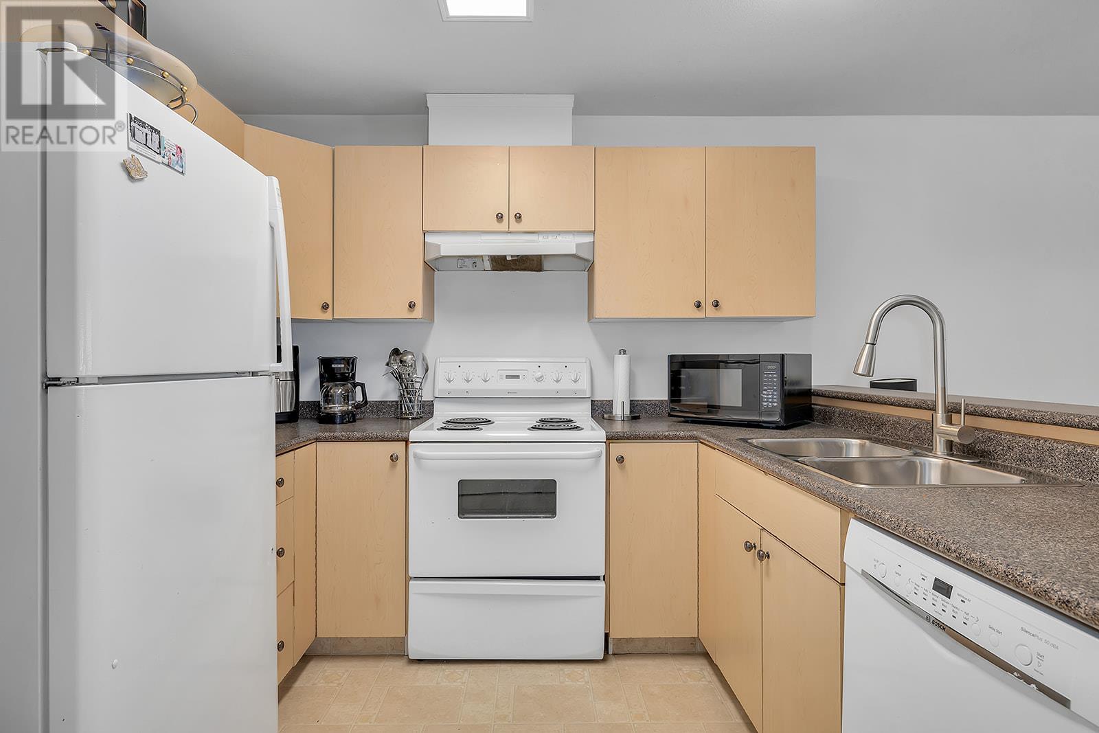 2733 Riffington Place Unit# 101, West Kelowna, British Columbia  V1Z 3L1 - Photo 10 - 10345093