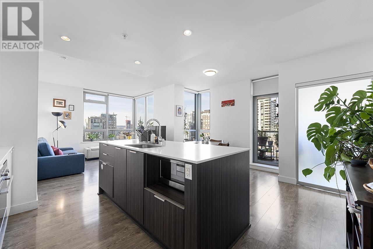 Listing Picture 12 of 38 : 1401 1308 HORNBY STREET, Vancouver / 溫哥華 - 魯藝地產 Yvonne Lu Group - MLS Medallion Club Member