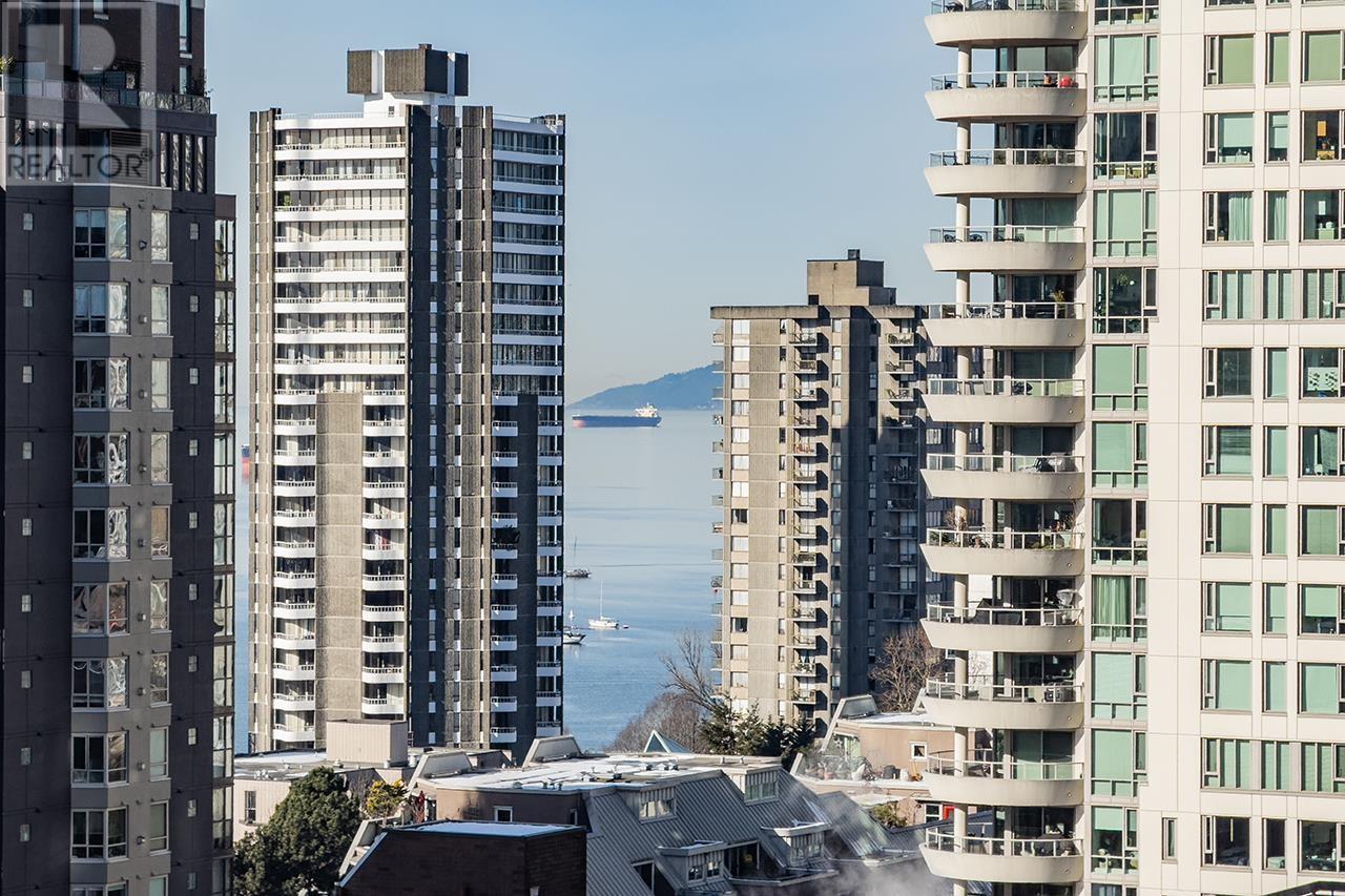 Listing Picture 32 of 38 : 1401 1308 HORNBY STREET, Vancouver / 溫哥華 - 魯藝地產 Yvonne Lu Group - MLS Medallion Club Member