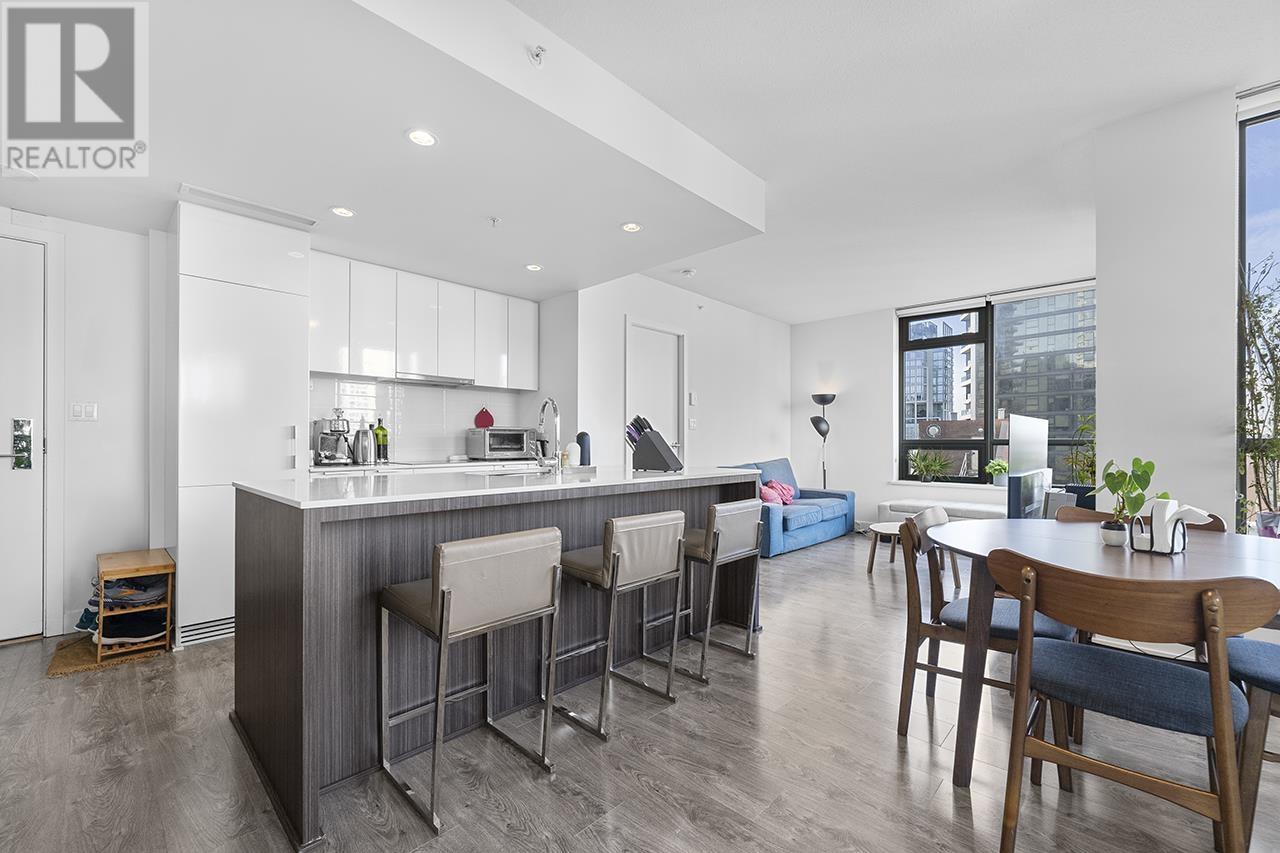 Listing Picture 13 of 38 : 1401 1308 HORNBY STREET, Vancouver / 溫哥華 - 魯藝地產 Yvonne Lu Group - MLS Medallion Club Member