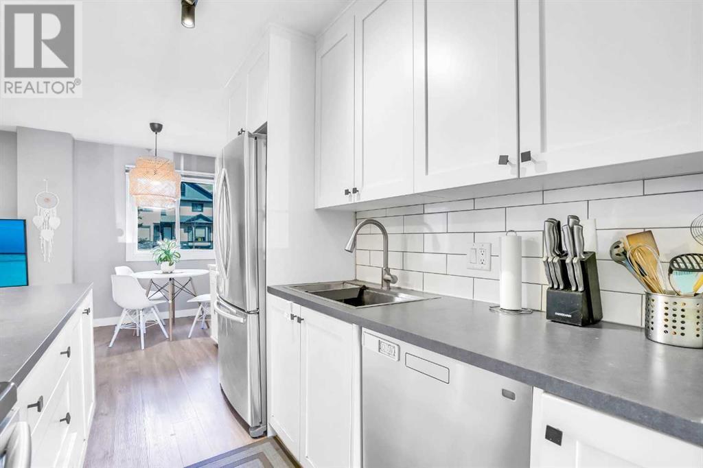 4403 33 Avenue Sw, Calgary, Alberta  T3E 0Y4 - Photo 16 - A2216563
