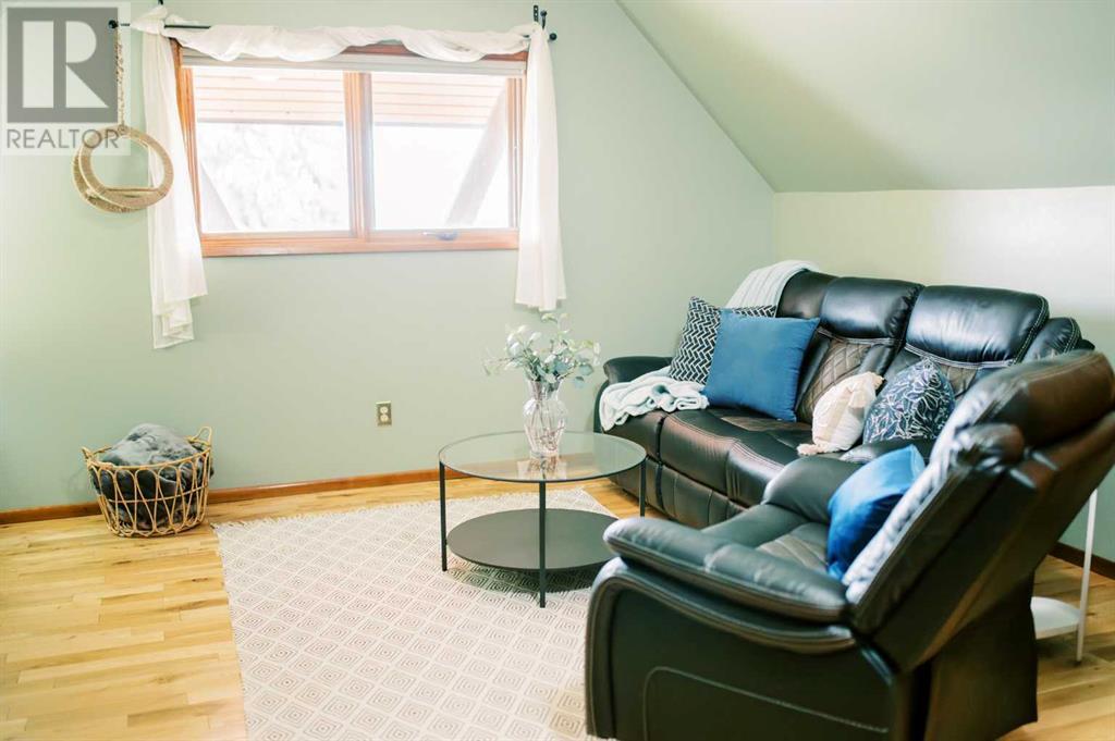 6403 41 Avenue, Stettler, Alberta  T4K 1E6 - Photo 28 - A2207911