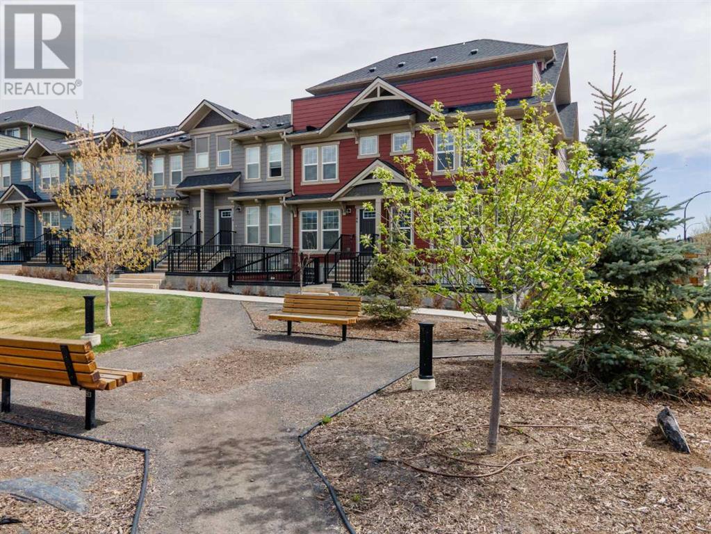 Property at 106 Cranbrook Square SE image 1