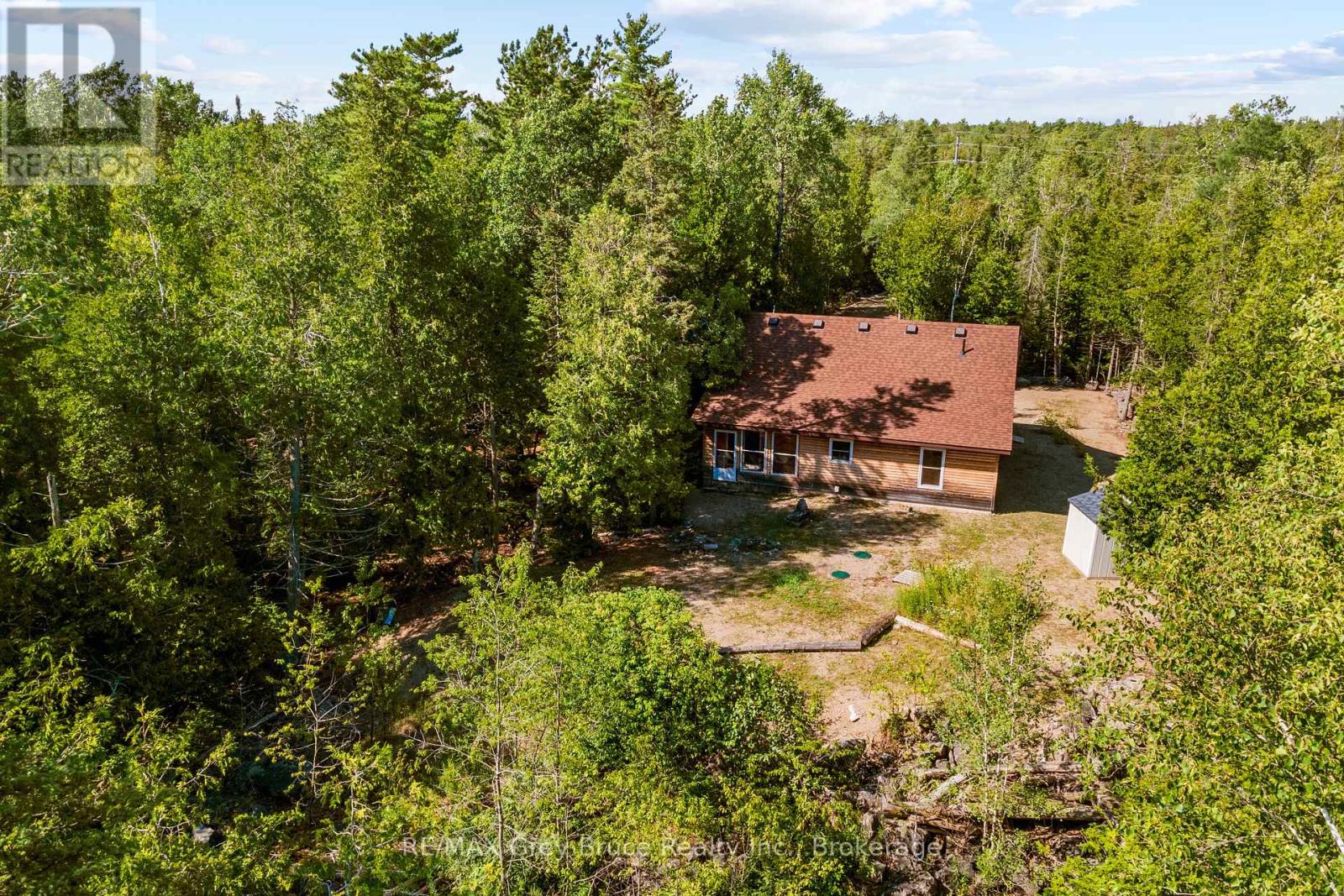 6053 Highway 6, Northern Bruce Peninsula, Ontario  N0H 2R0 - Photo 31 - X12132660