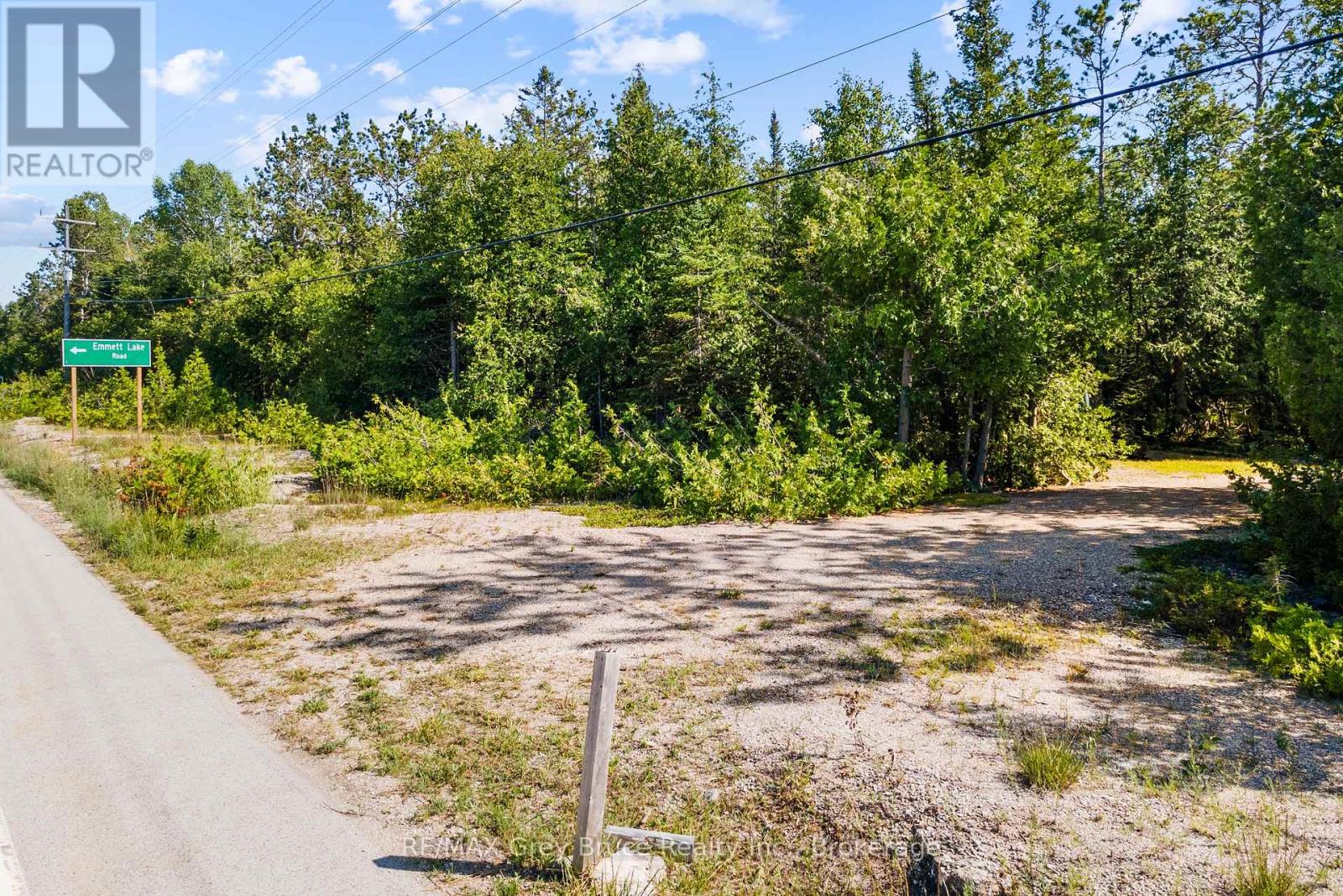 6053 Highway 6, Northern Bruce Peninsula, Ontario  N0H 2R0 - Photo 40 - X12132660