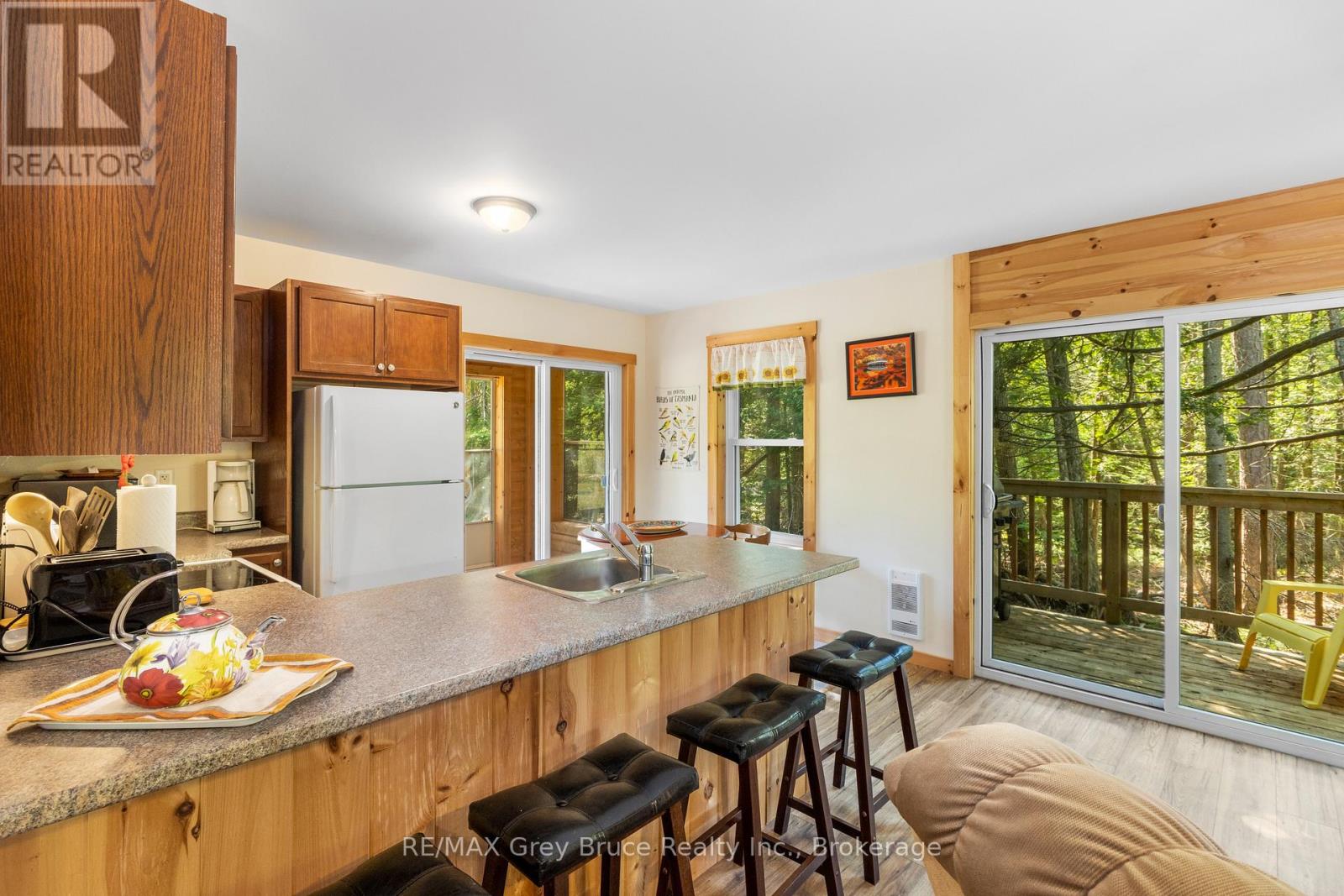 6053 Highway 6, Northern Bruce Peninsula, Ontario  N0H 2R0 - Photo 6 - X12132660
