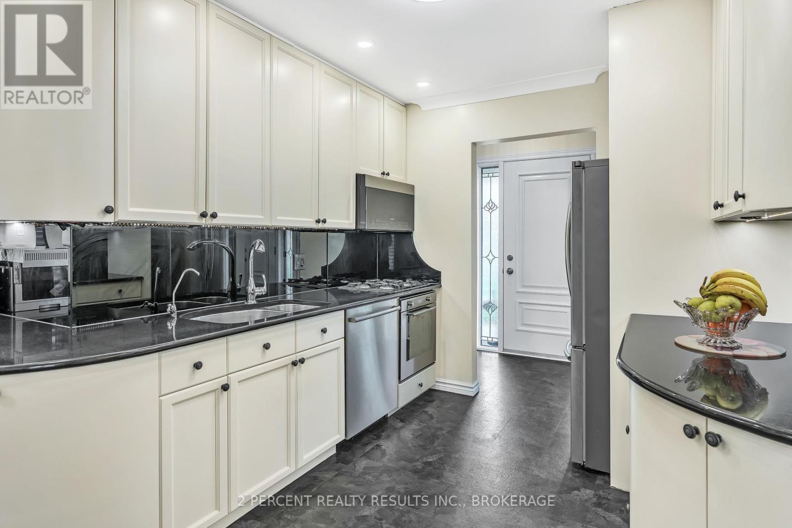 935 Brodie Avenue, Kingston, Ontario  K7M 4P8 - Photo 10 - X12132618