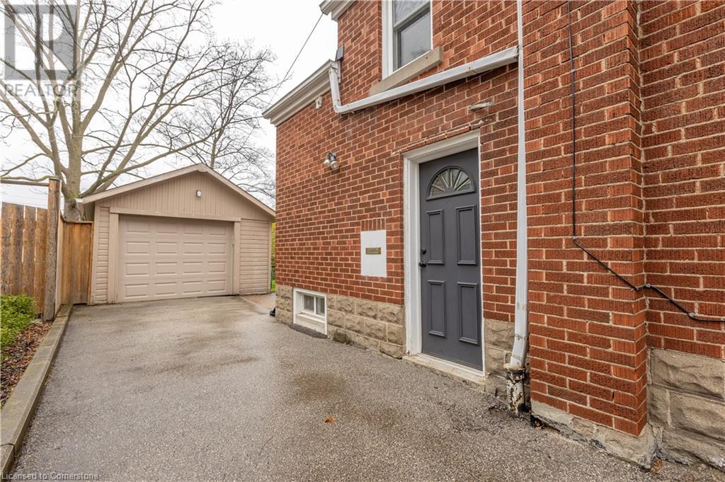 16 Millen Avenue, Hamilton, Ontario  L9A 2T4 - Photo 24 - 40725703