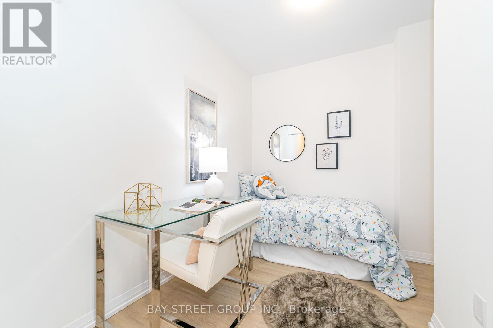 1513 - 50 Dunfield Avenue, Toronto, Ontario  M4S 0E4 - Photo 20 - C12132610