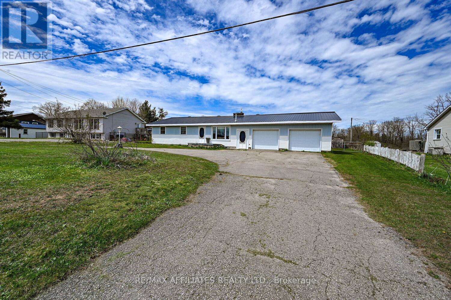 460 Highway 15 Road, Rideau Lakes, Ontario  K7A 5B8 - Photo 4 - X12130910