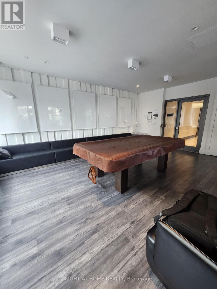 1009 - 10 De Boers Drive, Toronto (York University Heights), Ontario  M3J 0L9 - Photo 10 - W12110297