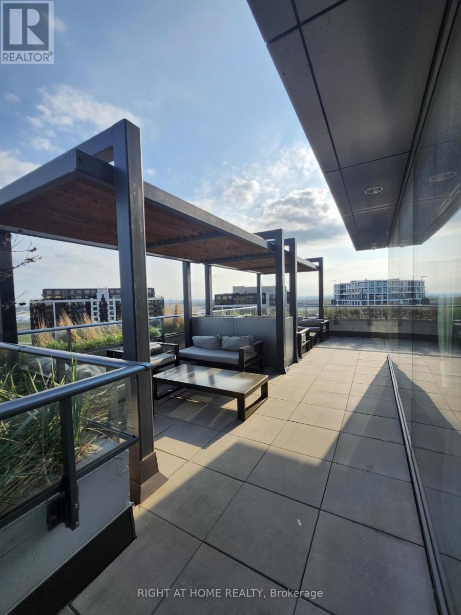1009 - 10 De Boers Drive, Toronto (York University Heights), Ontario  M3J 0L9 - Photo 13 - W12110297