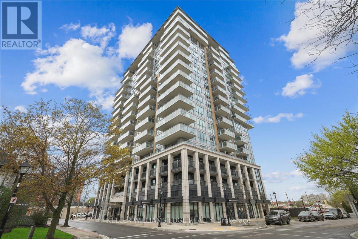 1401 - 2025 Maria Street, Burlington, Ontario  L7R 2M5 - Photo 1 - W12132608