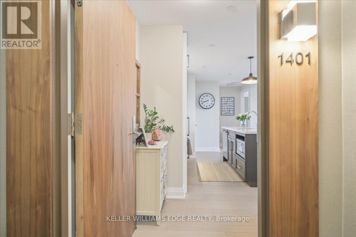 1401 - 2025 Maria Street, Burlington, Ontario  L7R 2M5 - Photo 7 - W12132608