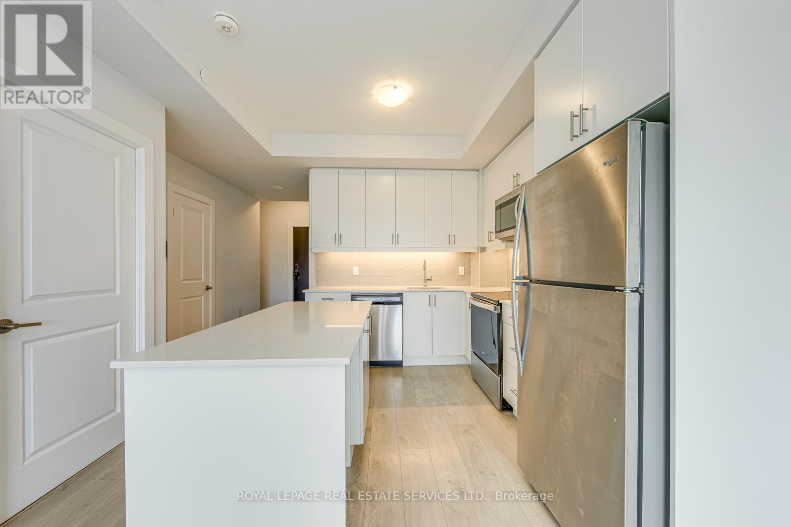 718 - 3200 William Coltson Avenue, Oakville, Ontario  L6H 7W6 - Photo 12 - W12040210