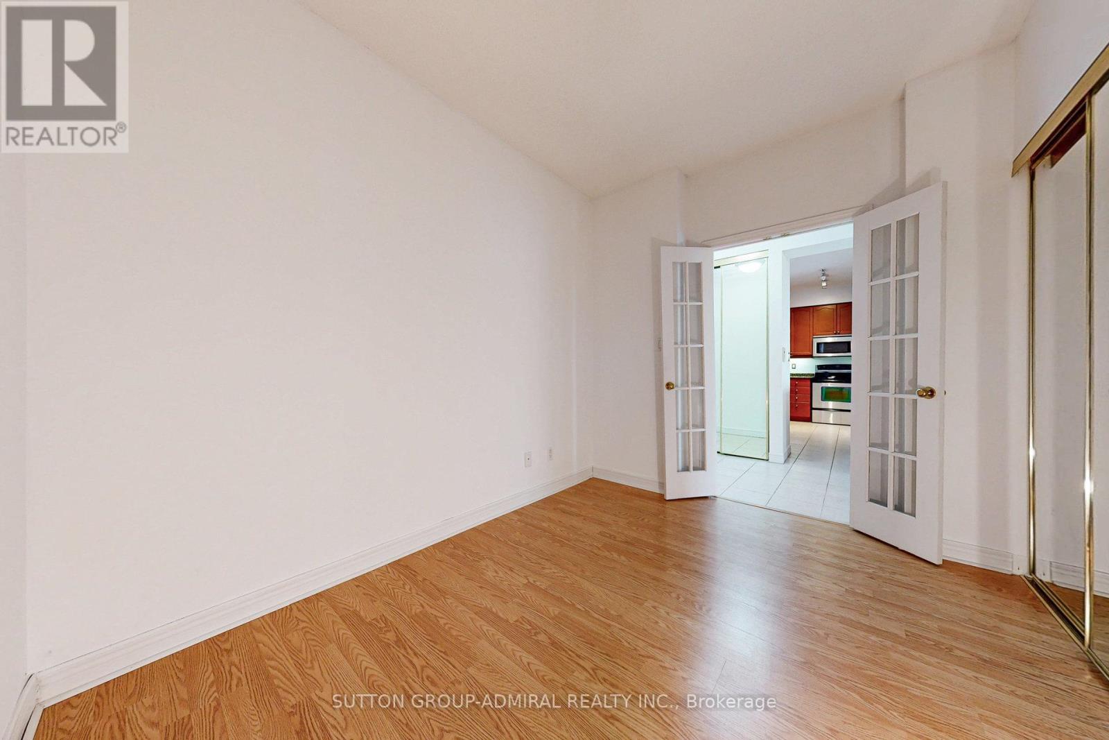 1604 - 100 Promenade Circle, Vaughan, Ontario  L4J 7W7 - Photo 33 - N12128279