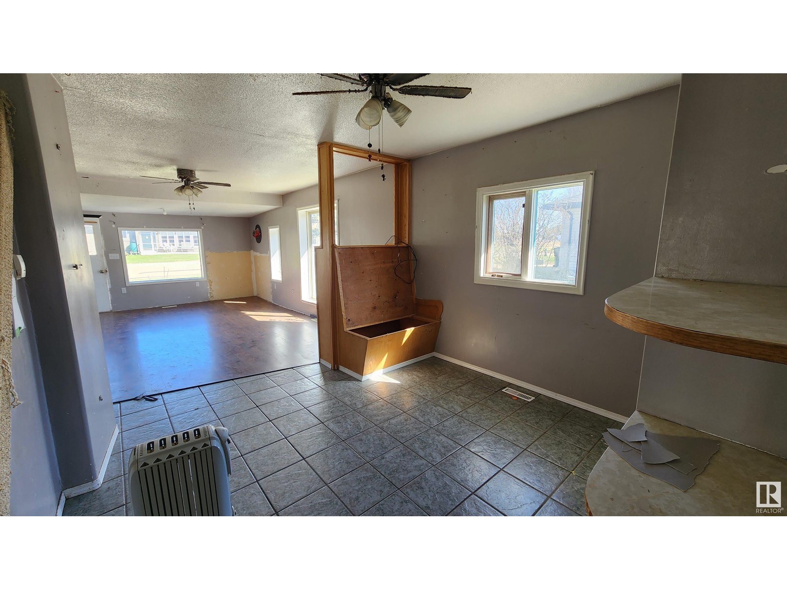 5012 51 St, Mannville, Alberta  T0B 2W0 - Photo 7 - E4435074