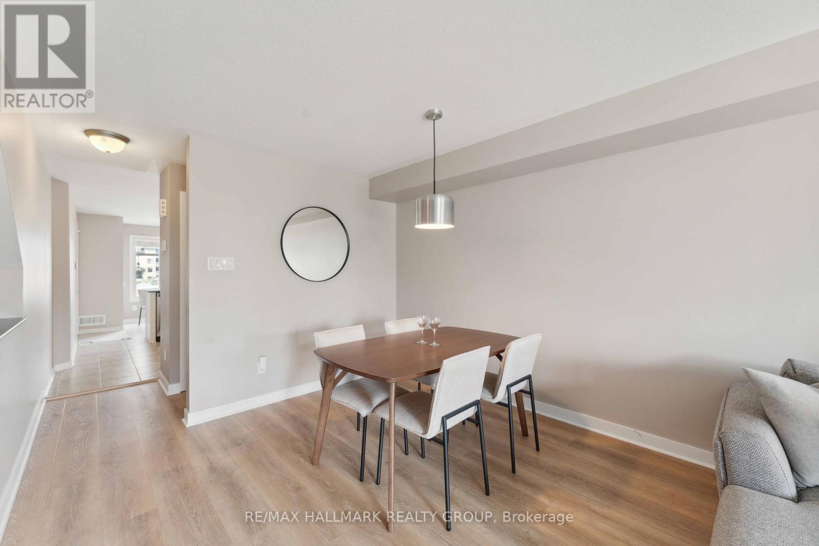 Property at 14 - 162 BLUESTONE PRIVATE image 5