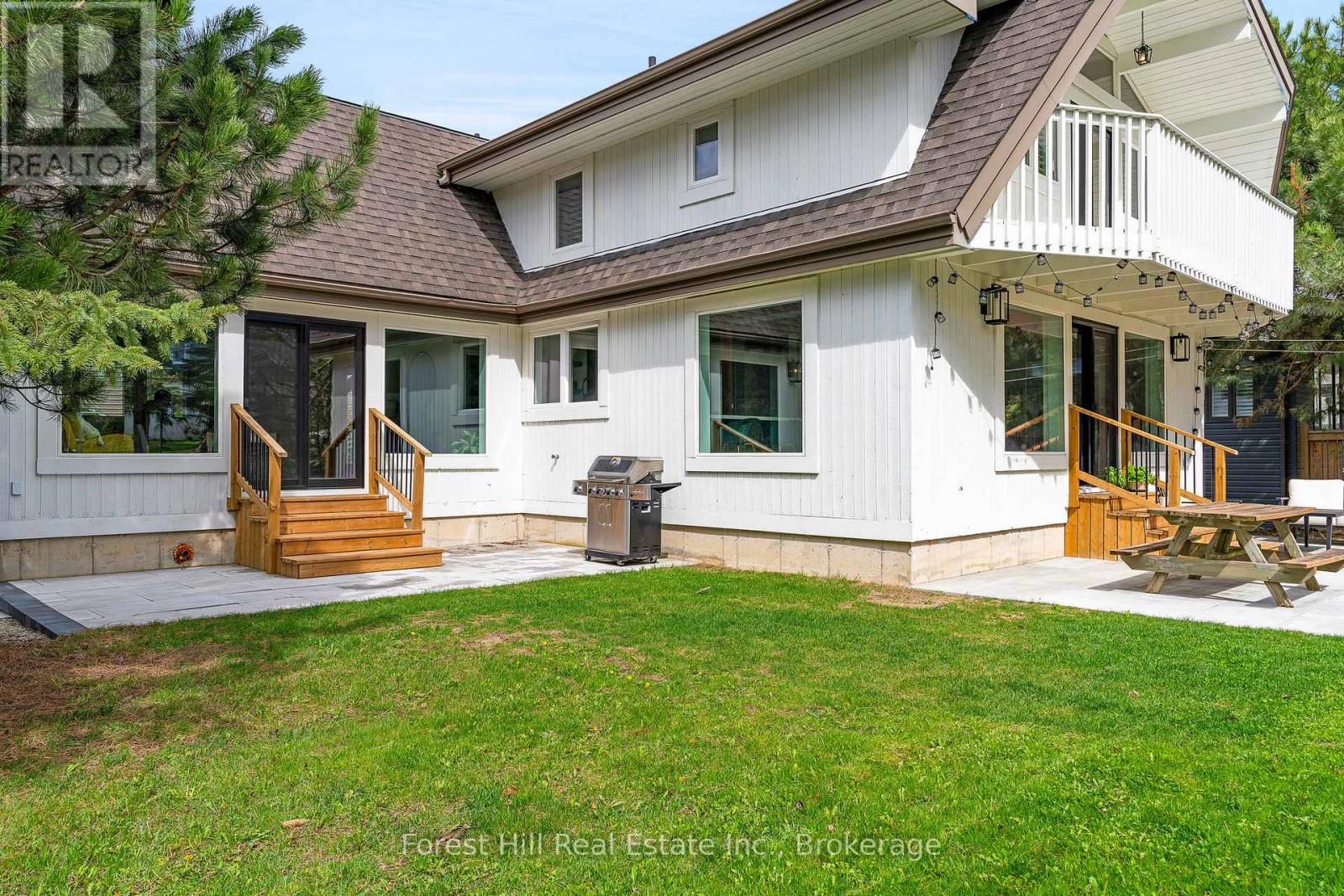 Property at 144 BROOKER BOULEVARD image 3