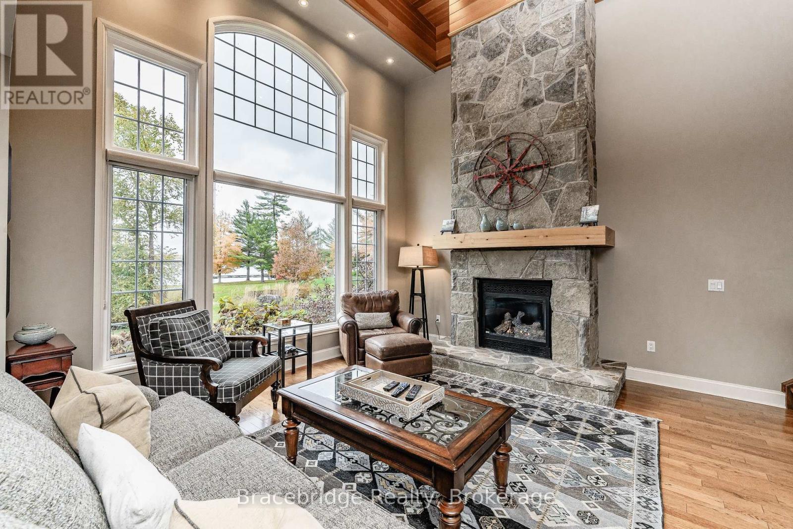 Carling 5 W3 - 3876 Muskoka Road 118 Road W, Muskoka Lakes, Ontario  P0B 1J0 - Photo 6 - X12132692