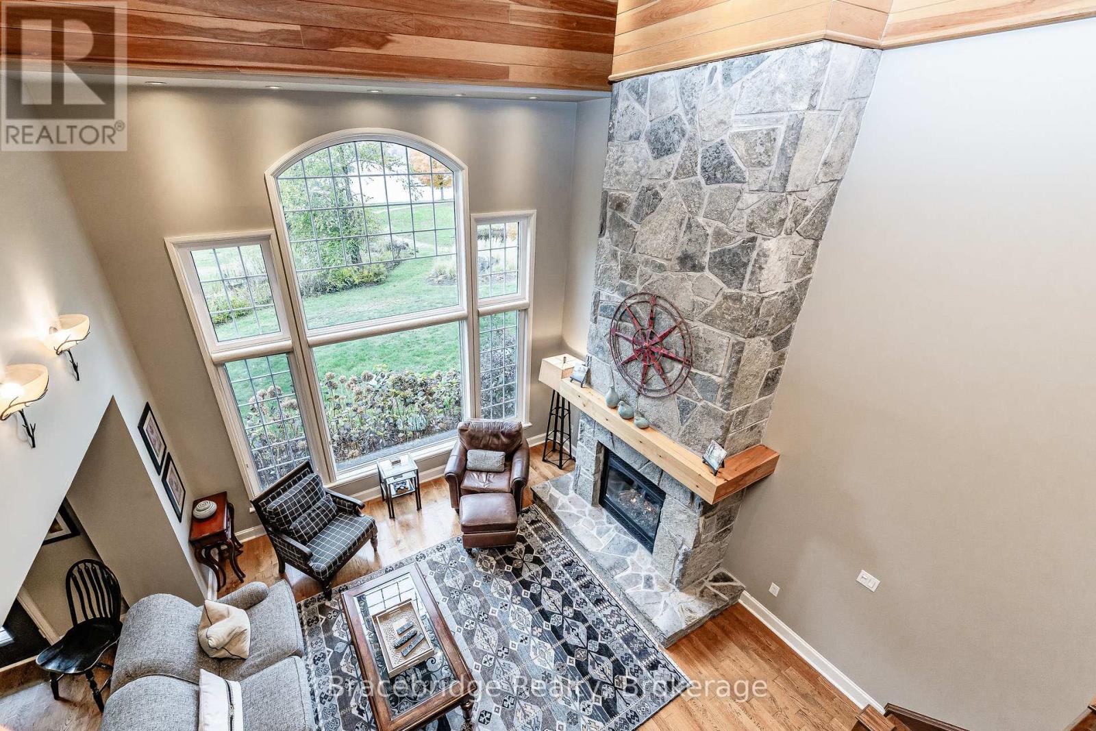 Carling 5 W3 - 3876 Muskoka Road 118 Road W, Muskoka Lakes, Ontario  P0B 1J0 - Photo 8 - X12132692