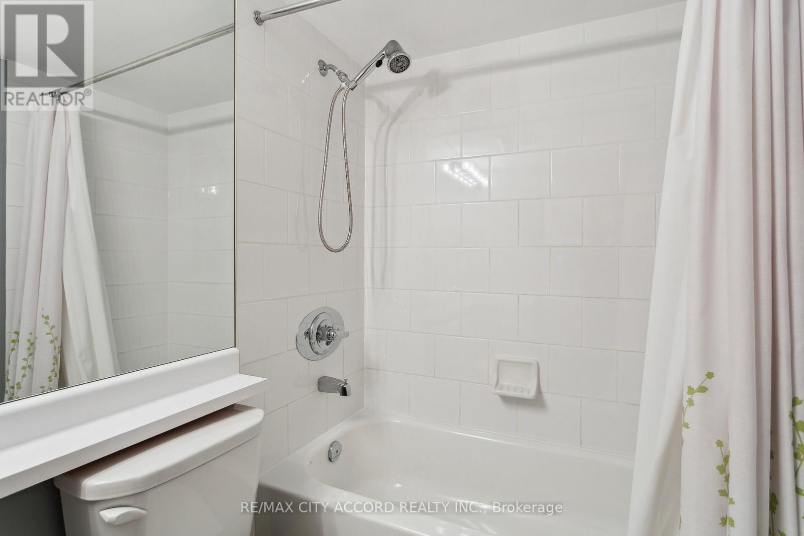 210 - 485 Rosewell Avenue, Toronto, Ontario  M4R 2J2 - Photo 17 - C12132645