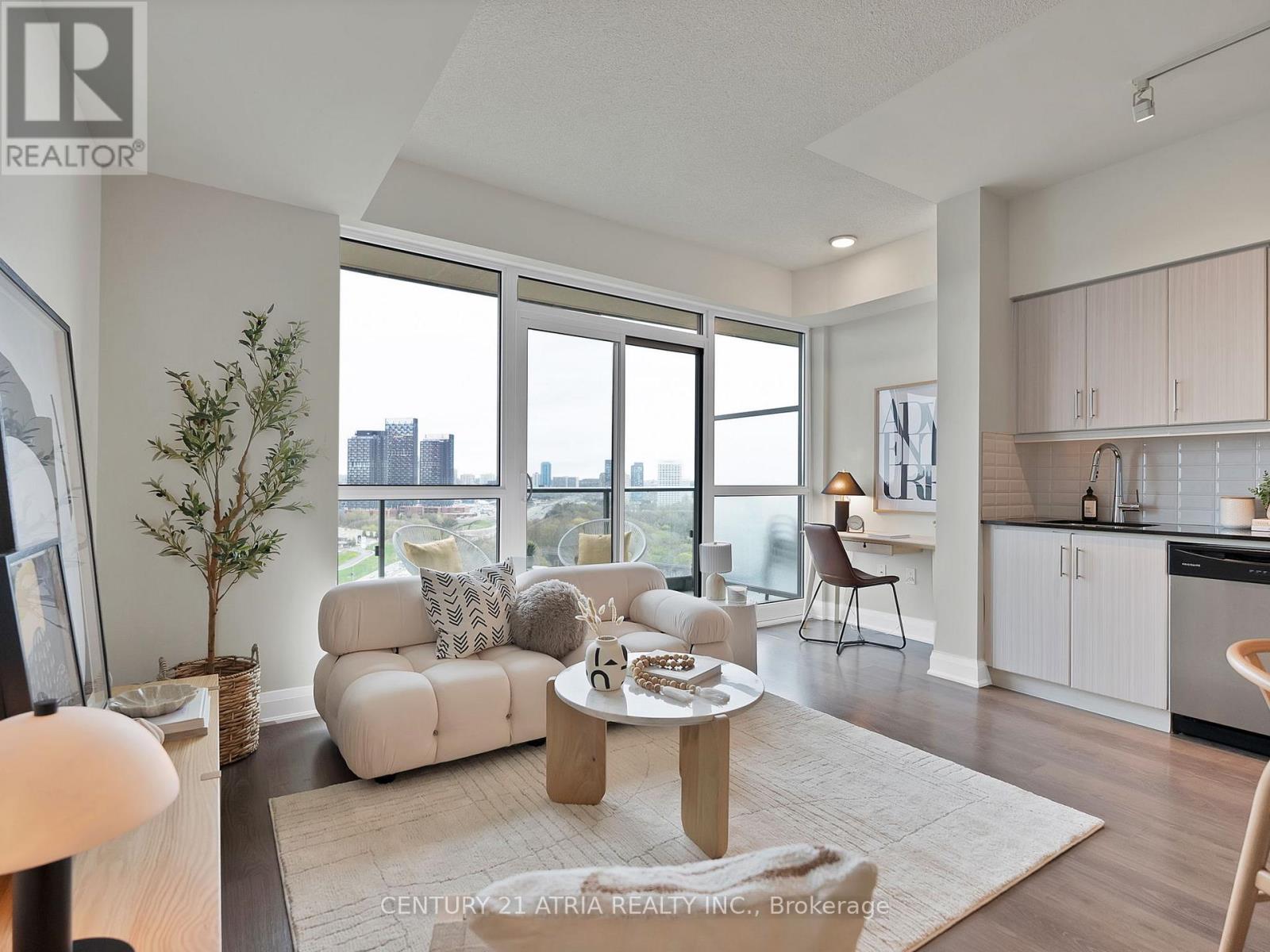 Lph18 - 160 Vanerhoof Avenue, Toronto (Thorncliffe Park), Ontario  M4G 0B7 - Photo 5 - C12132656