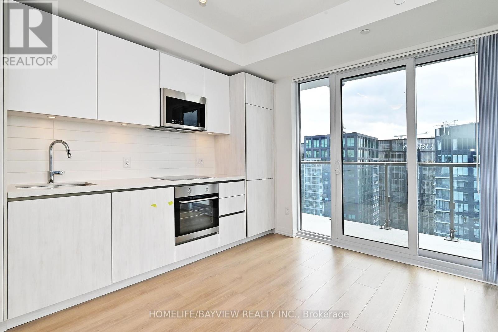 Sph12 - 8 Widmer Street, Toronto, Ontario  M5V 0W6 - Photo 6 - C12132691
