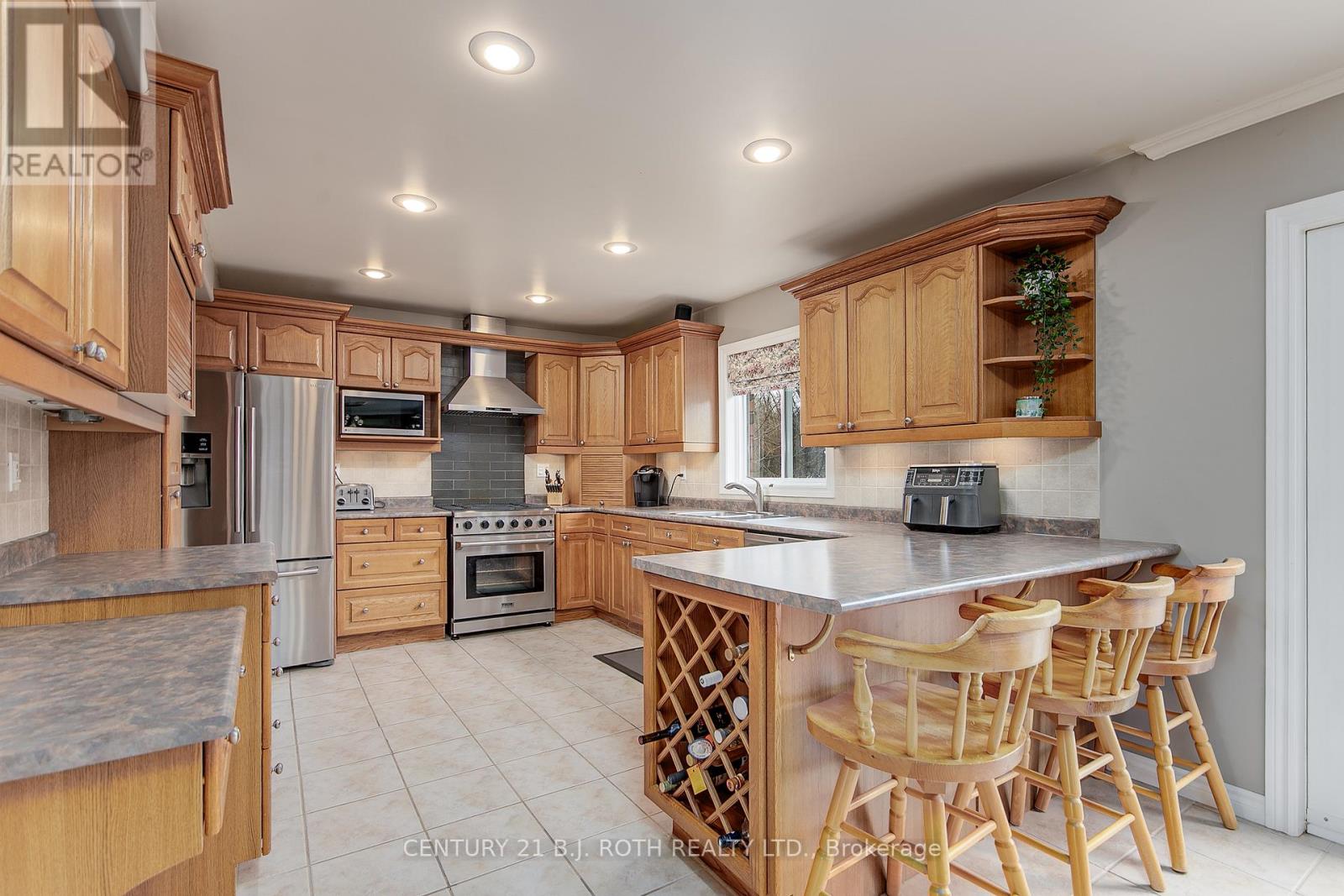 Property at 148 MILL STREET image 4