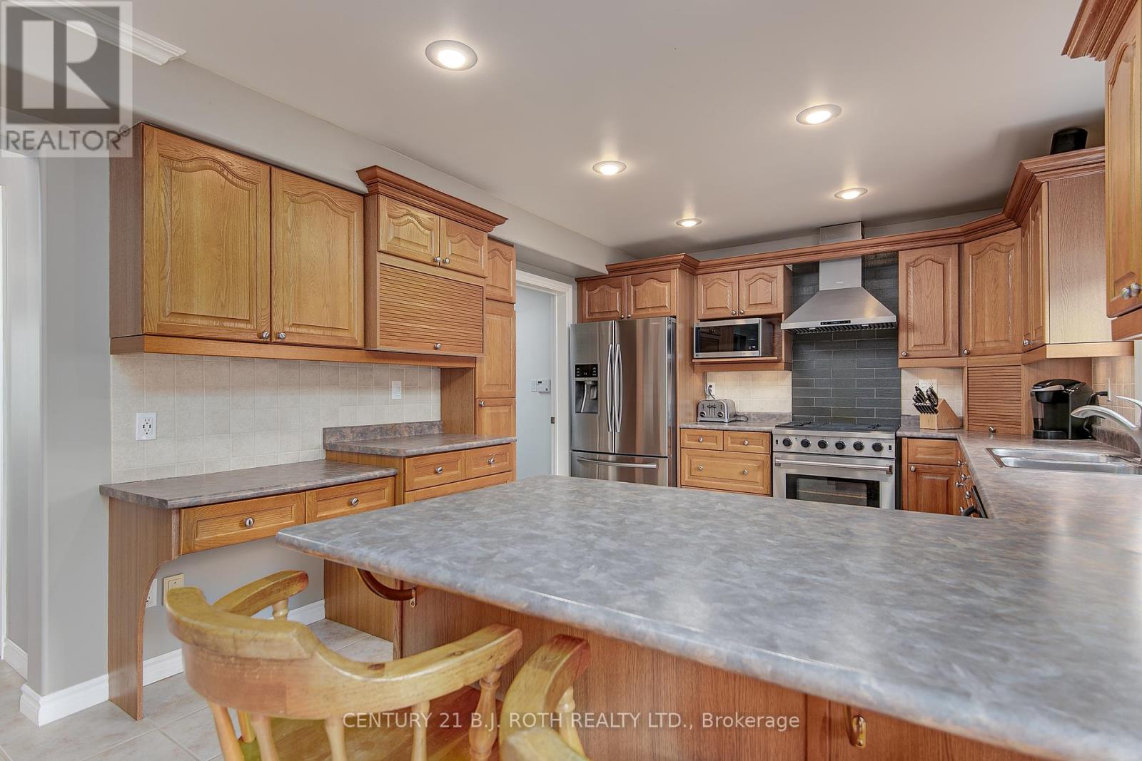 Property at 148 MILL STREET image 5