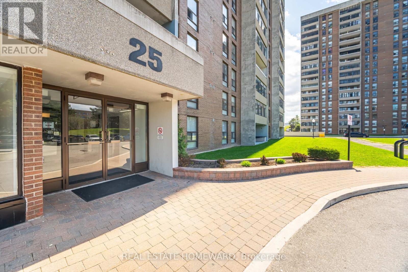 Property at 709 - 25 KENSINGTON ROAD image 1