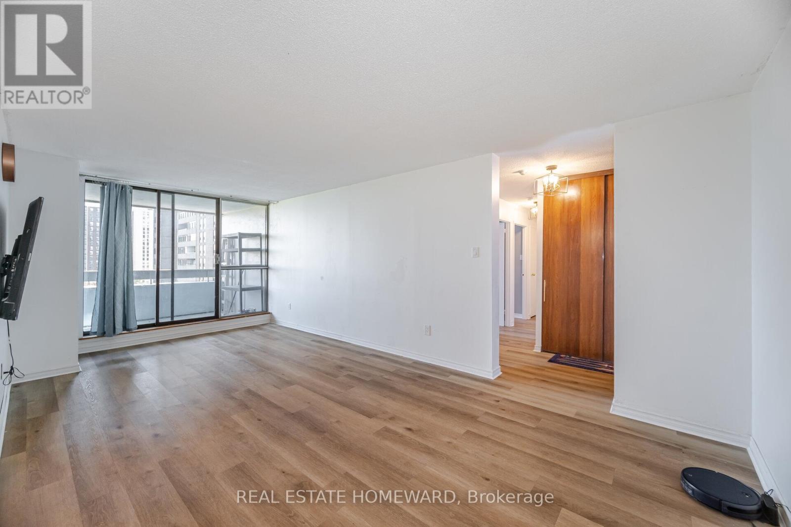 Property at 709 - 25 KENSINGTON ROAD image 5