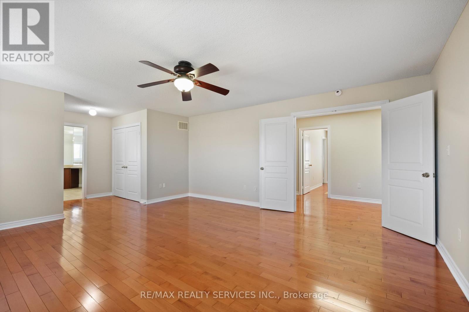 33 Leparc Road, Brampton, Ontario  L6P 2W9 - Photo 24 - W12132690