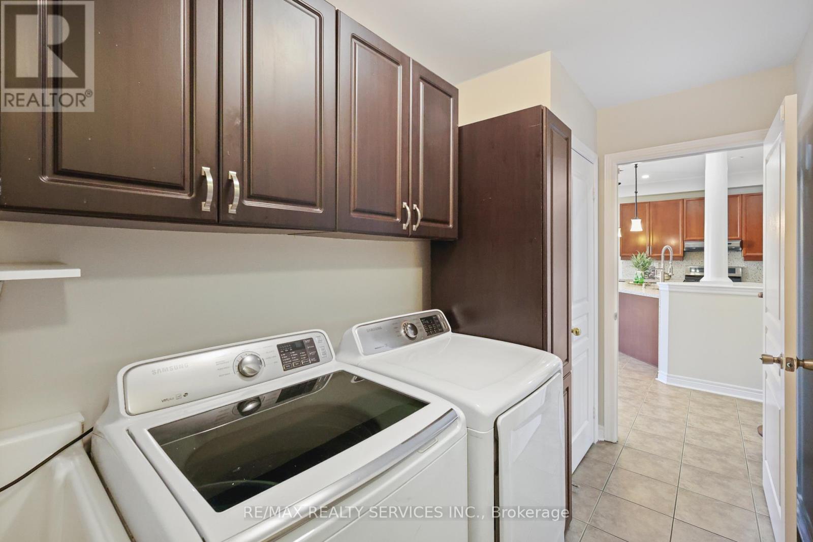 33 Leparc Road, Brampton, Ontario  L6P 2W9 - Photo 37 - W12132690